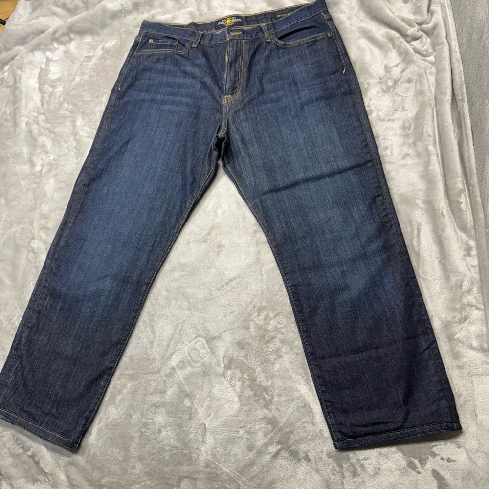 Lucky Brand Jeans Men's Size 40x36 (meas 40x28) Denim 329 Classic Straight Blue